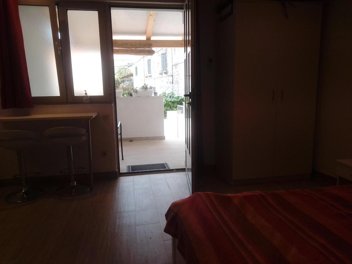 Apartment Haracic Hvar Town