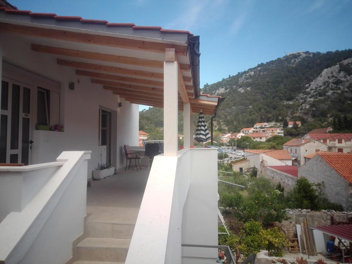 Haracic Apartment Hvar Town